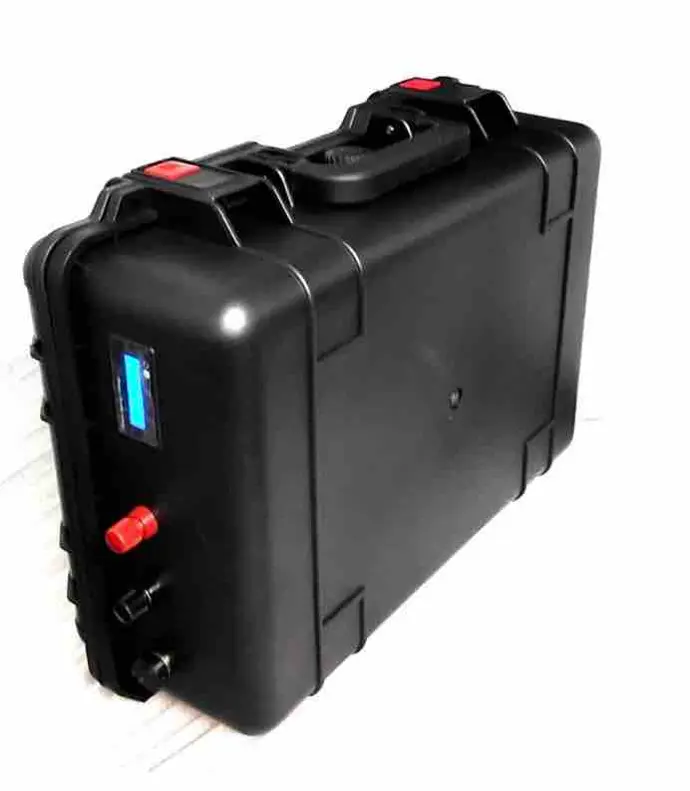 Batterie 48V x 200A lifepo4 haute capacité. avec BMS Chargeur de batterie 10A (prise UE, US ou UK)